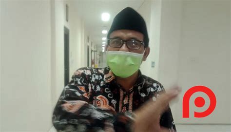 Satpam rusunawa di gresik ini mengelabui para korbannya dengan memasang foto profil anggota tni al pada akun facebooknya. Rp 516 M, Bisa Mengcover Masyarakat Lamongan yang Drop ...