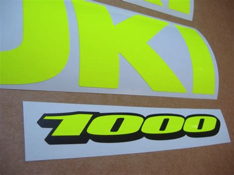Suzuki Gsxr 1000 2005 Neon Fluorescent Yellow Logo