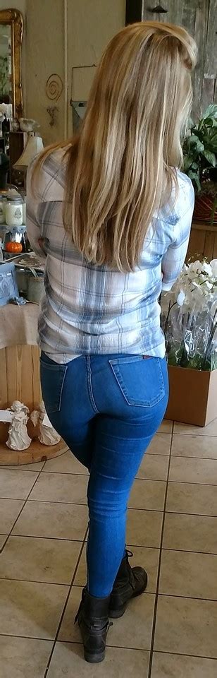 Creepshot Yoga Pants Tumblr E