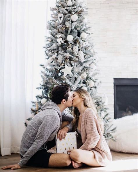 51 Merry Christmas Fashion Ideas For Couple Christmas Couple Photos