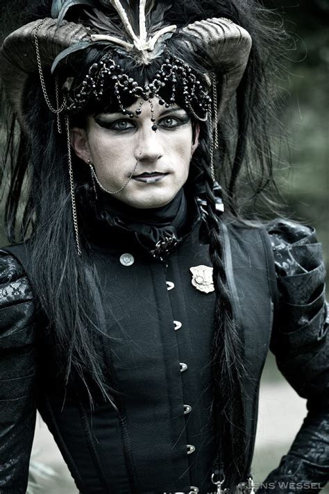 Pin By Laura On Labyrinth General Goth Gothic Fashion Dark Fashion