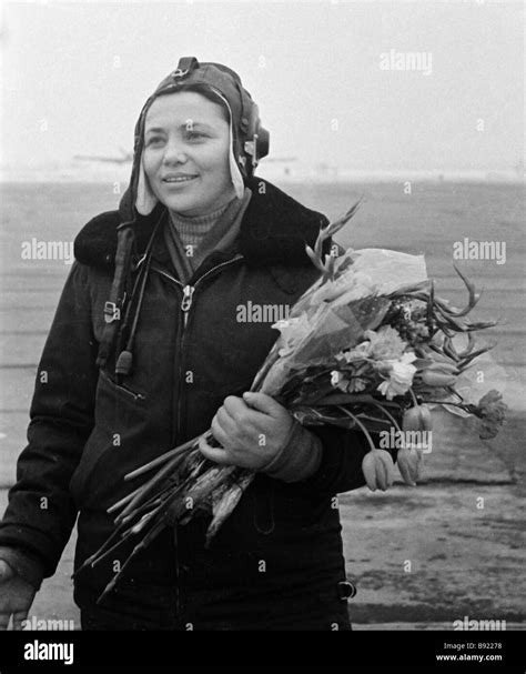 prueba piloto marina popovich esposa del cosmonauta pavel popovich fotografía de stock alamy