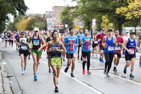 Photos From The Course At The Chicago Marathon 2018