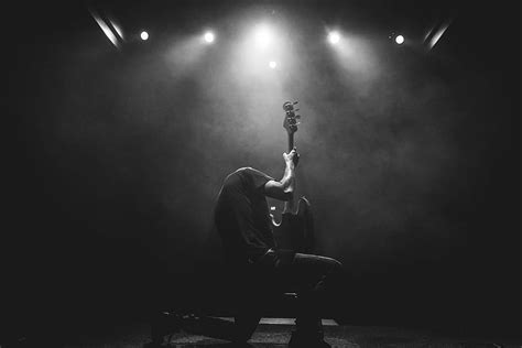 Hd Wallpaper Lead Guitarist Doing Guitar Show On Stage Untitled