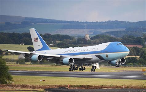 Air Force One A History Of Classic Design Cnn