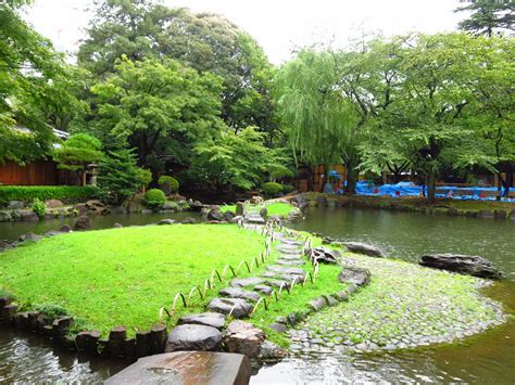56871 12 3 4 5 6 7 8 9 10. 這些年來 In All Those Travelling Years: 日本(Japan)情感的禁區 靖國神社(Yasukuni-jinja)遊就館(Yushukan)與昭和館(Showa-kan ...