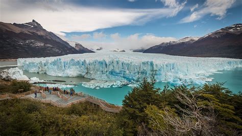 Glaciar Perito Moreno Is One Of Argentinas Most Breathtaking Spots