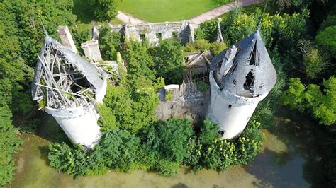 Pour Seulement 100 € Cette Mairie Rachète Le Château Du Village