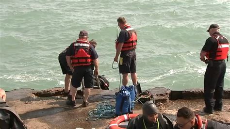 Body Pulled From Lake Michigan During Search For Missing Swimmer Near Foster Beach Idd As Amy