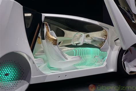 Toyotas Concept Ai Car That Wants To Befriend You Ubergizmo