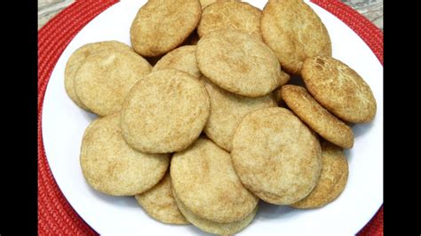 Allow to cool for at least 10 minutes before serving. Traditional Puerto Rican Christmas Cookies - Mom S Almond Cookies Almond Cookies Cookies Food ...