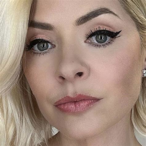 Holly Willoughby Returns To This Morning Following Extended Absence