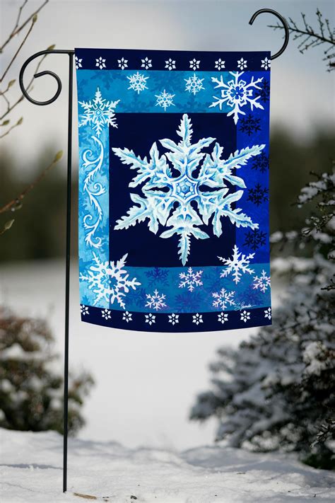 See more ideas about winter flags, flag decor, garden flags. Toland Home Garden 112532 Toland-Cool Snowflakes ...