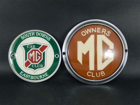 Two 2 Vintage Mg Owners Club And Mg South Downs Eastbourne Chrome Car Club Badges Catawiki