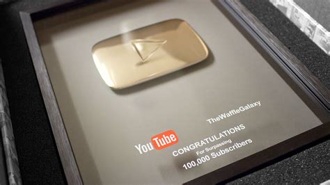 100000 Subscribers Silver Play Button Youtube