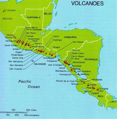 Mapa De Volcanes De América Central América Central
