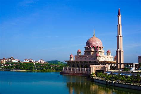 Best guide from kuantan to kl. Kuala Lumpur in Malaysia - Sehenswürdigkeiten ...