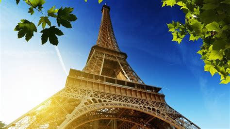 6 Surprising Facts About The Eiffel Tower Page 3 Travelversed