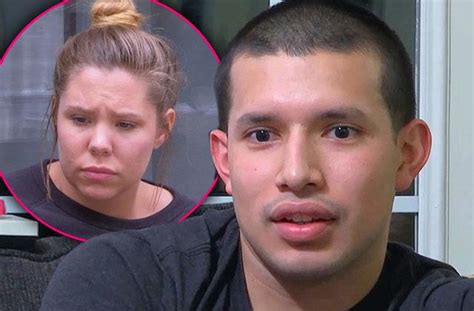 look away kail javi marroquin caught kissing with another woman in leaked video