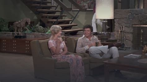 The Brady Bunch Cast Reunited In Their Renovated House And The Set