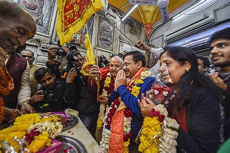 In the times where government schools keep on getting worse, the result. To celebrate win, Kejriwal visits Hanuman mandir - Rediff ...