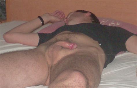 Sleeping Dudes Archives Spycamfromguys Hidden Cams Spying On Men