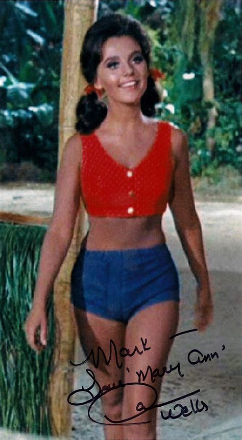 Dawn Wells Who Played Mary Ann On Gilligan S Island Turns 76 Today She Was Born 10 18 In 1938