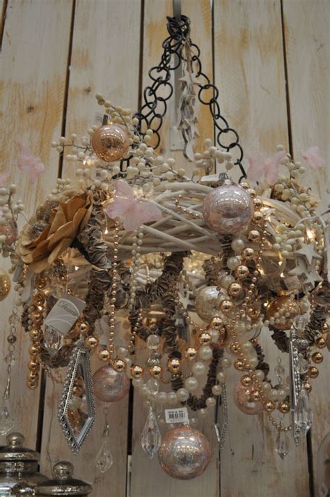 30 Beautiful Shabby Chic Christmas Decorations Ideas Decoration Love