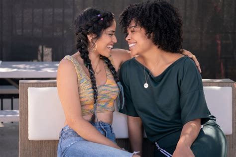 52 Sexiest Netflix Shows 2023 Popsugar Love And Sex