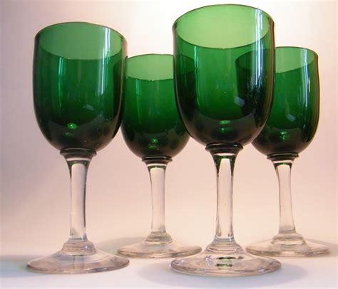 Set Of 4 Victorian Green Bowl Wine Glasses 637342 Uk