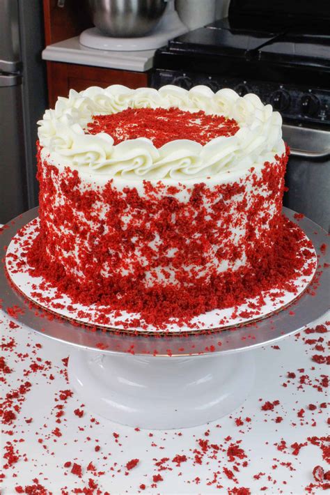 red velvet cheesecake cake with cream cheese frosting