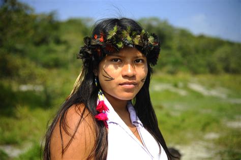 Fotos Índios Guaranis Mantêm Sua Própria Língua Em Aldeia No Rio 13 12 2014 Uol Notícias