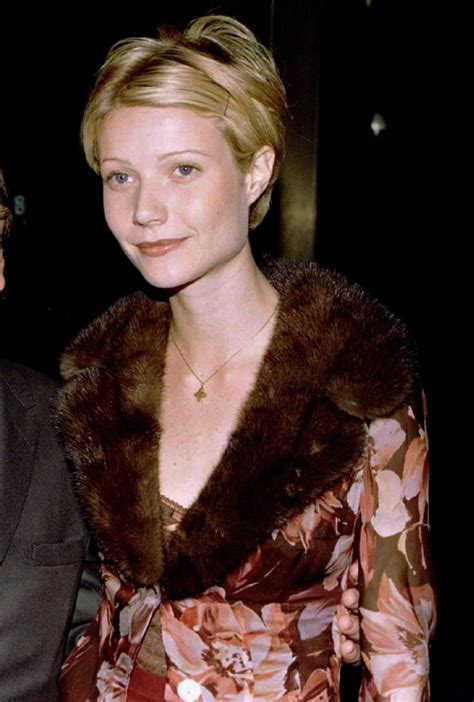 Gwyneth Paltrow Fashion And Style Through The Years Photos Short