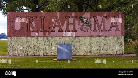 Welcome To Oklahoma Sign Stock Photo Alamy