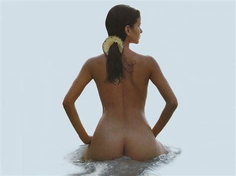 Patricia Velasquez Nude With Pussy Plunged In Water Hot Nude