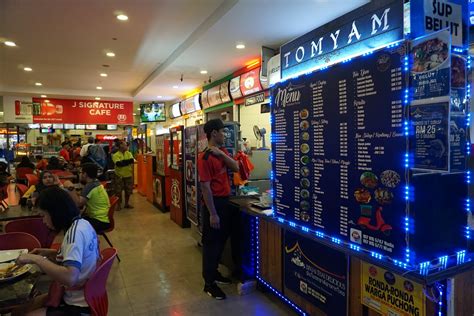 Semangat nak masuk rumah baru yang belum siap lagi tu! UPTOWN PUCHONG NIGHT BAZAAR MODEN DAN HIPSTER