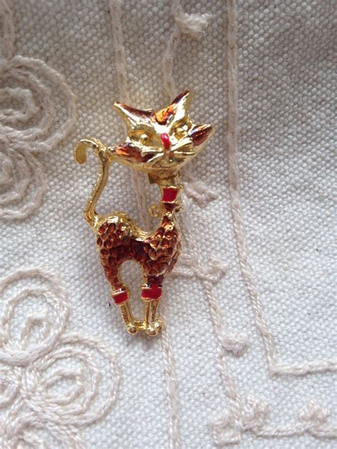 Sale Cat Brooch Cat Pin Cat Jewelry Vintage Cat Pin Etsy