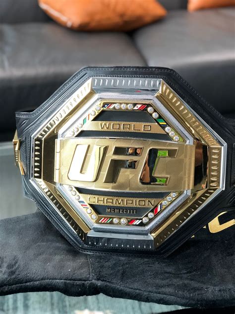 The Ufc Has Redesigned Its Championship Belt It Will Officially
