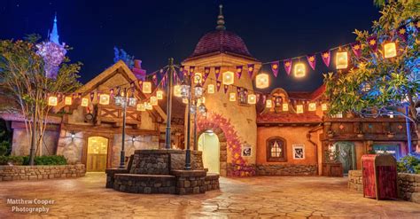 10 Of The Best Places In Walt Disney Worlds Magic Kingdom To Take A