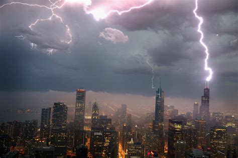 Chicago Weather Thunderstorms Cool Temperatures Ahead In Weekend