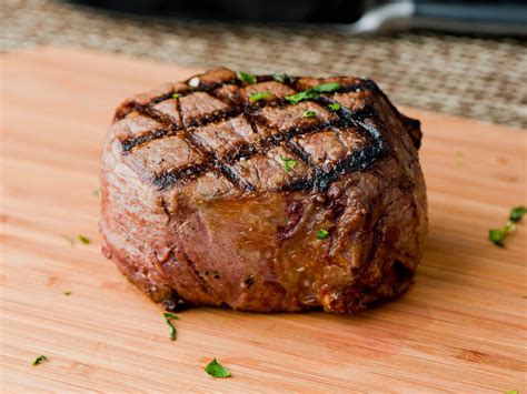 Simple Filet Mignon Recipe And Nutrition Eat This Much