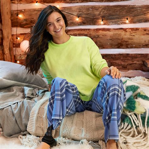 Brenna Huckaby On Self Love And Her 2nd Pregnancy Aeriereal Life