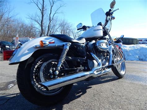 Your review and rating will help rank 2006 standard. 2006 Harley-Davidson® XL883L Sportster® 883 Low (White ...