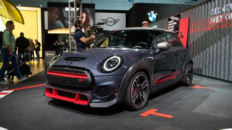 • обзор mini countryman f60 cooper s facelift all4 rooftop grey / мини кантримен купер с 2021 предложения на технику самсунг: 301-horsepower 2021 Mini John Cooper Works GP revealed ...