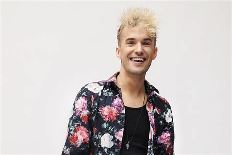 Jendrik sigwart better known by the mononym jendrik (born 27 august 1994 in hamburg) is a german singer and musical performer who will represent germany at the eurovision song contest 2021 in rotterdam, netherlands with his song i don't feel hate. IfM-Absolvent Jendrik Sigwart vertritt Deutschland beim ...