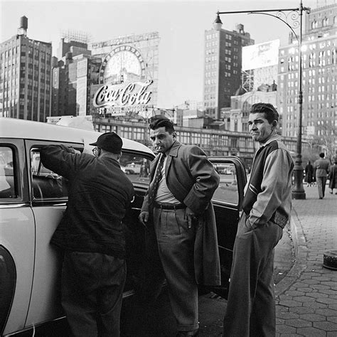Never Before Seen Street Photos Of 1950s Nyc And Chicago Pulptastic