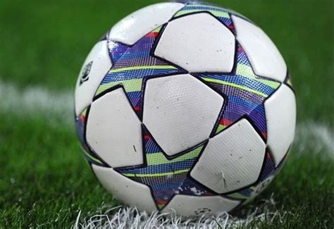 Only official match balls of tournament. Manchester City v Barcelona - Bravery doesn't meet results ...