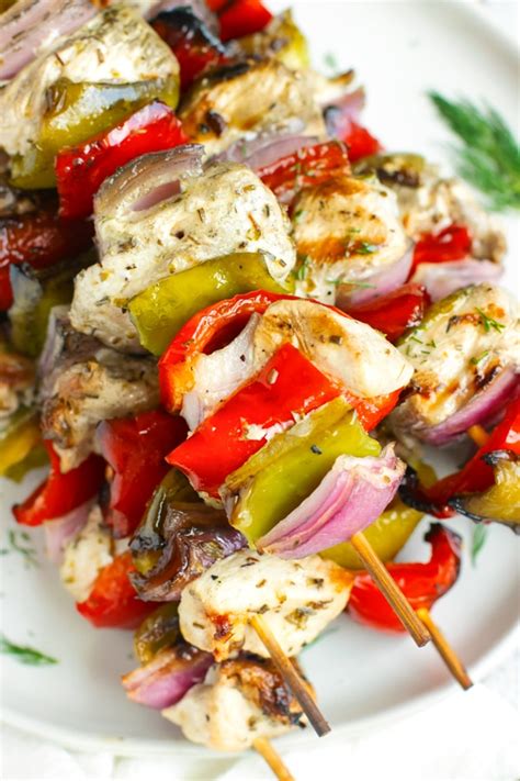 Assemble the skewer with the lamb, onion, bell pepper, and mushroom. greek chicken shish kabob marinade recipe