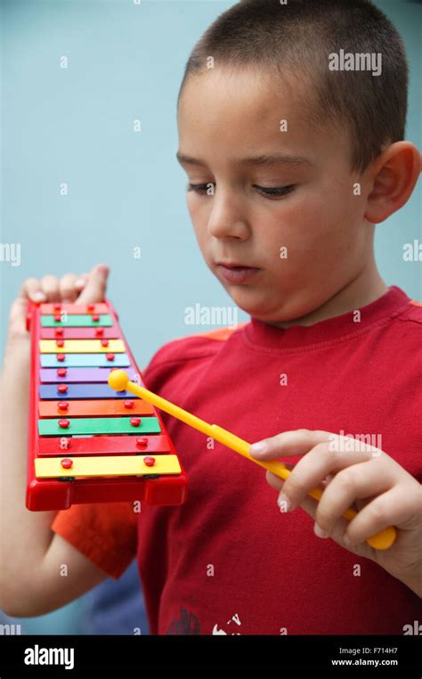 Xylophone Kids Instruments Music Hi Res Stock Photography And Images
