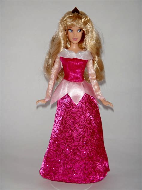 Hail to the princess aurora classic doll. 2013 Classic Disney Princess Aurora 12'' Doll - Disney Sto ...